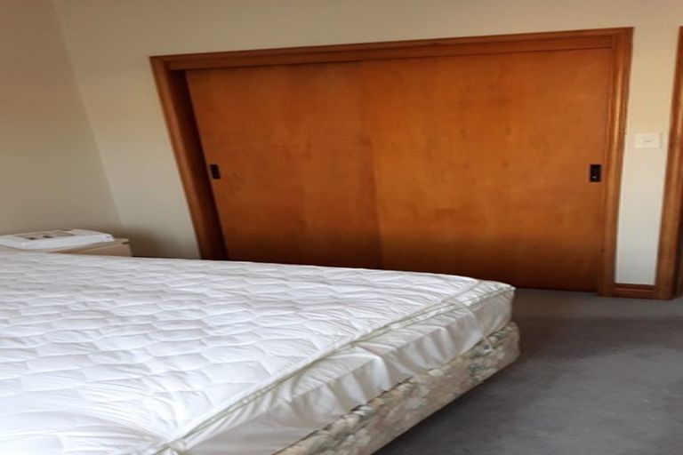 Photo of property in 2/141 Fitzherbert Avenue, West End, Palmerston North, 4410