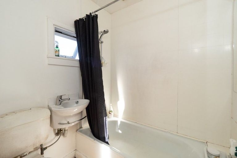 Photo of property in 81 Mcmurdo Street, Tinwald, Ashburton, 7700