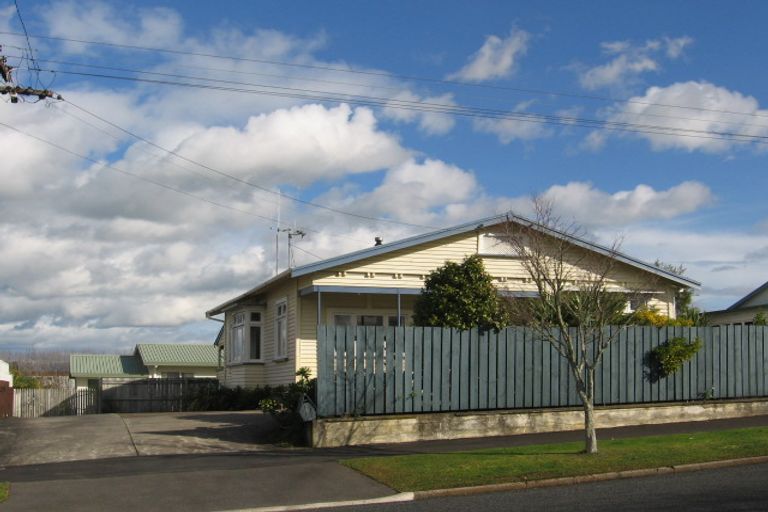 Photo of property in 17 Matai Street, Maeroa, Hamilton, 3200