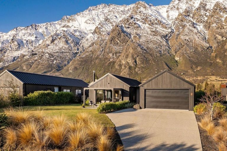 Photo of property in 27 Glenfiddich Road, Jacks Point, Queenstown, 9371