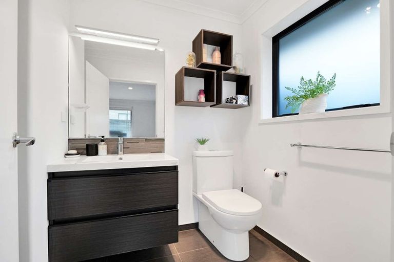 Photo of property in 10b Basley Road, Owhata, Rotorua, 3010