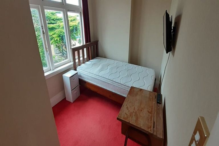 Photo of property in 1-3 Mudges Terrace, Newtown, Wellington, 6021