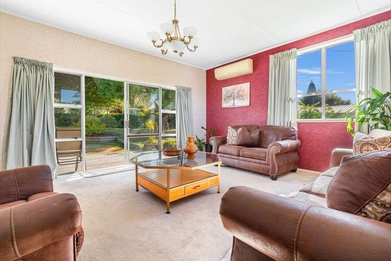 Photo of property in 17 Collie Drive, Pukehangi, Rotorua, 3015