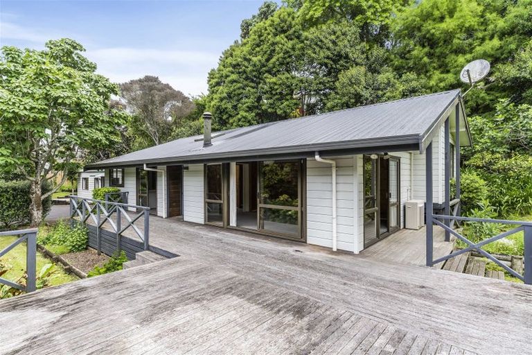 Photo of property in 25 John Gill Road, Shelly Park, Auckland, 2014
