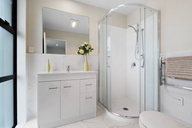 Photo of property in 18b Hollowout Street, Takanini, 2112