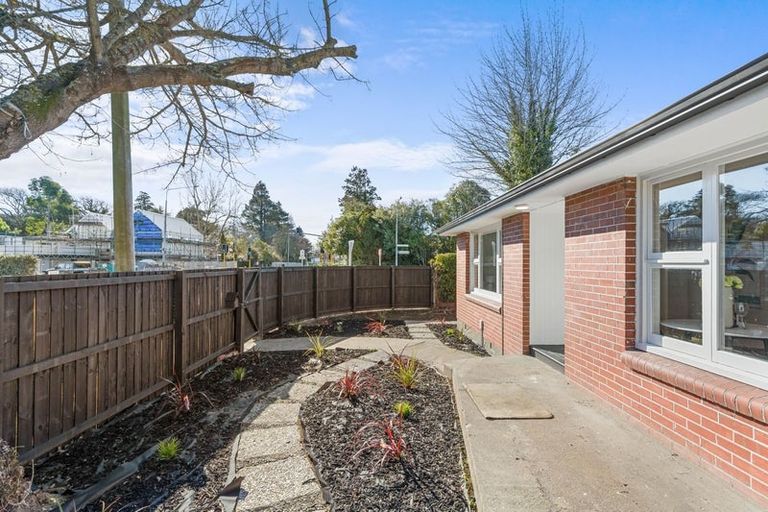 Photo of property in 46a Clyde Road, Ilam, Christchurch, 8041