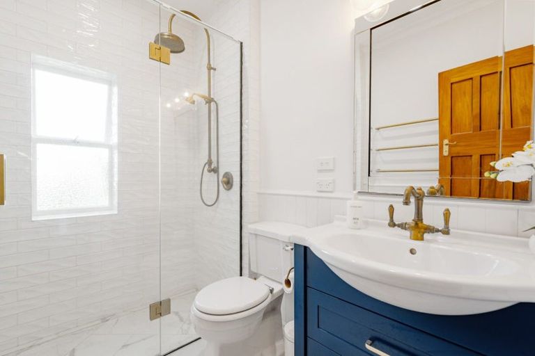 Photo of property in 32 Matua Road, Matua, Tauranga, 3110