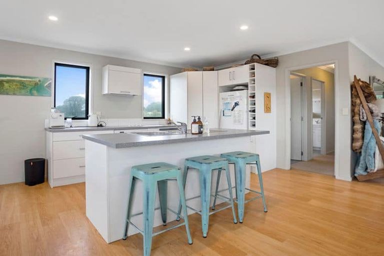 Photo of property in 292b Seaforth Road, Waihi Beach, 3611