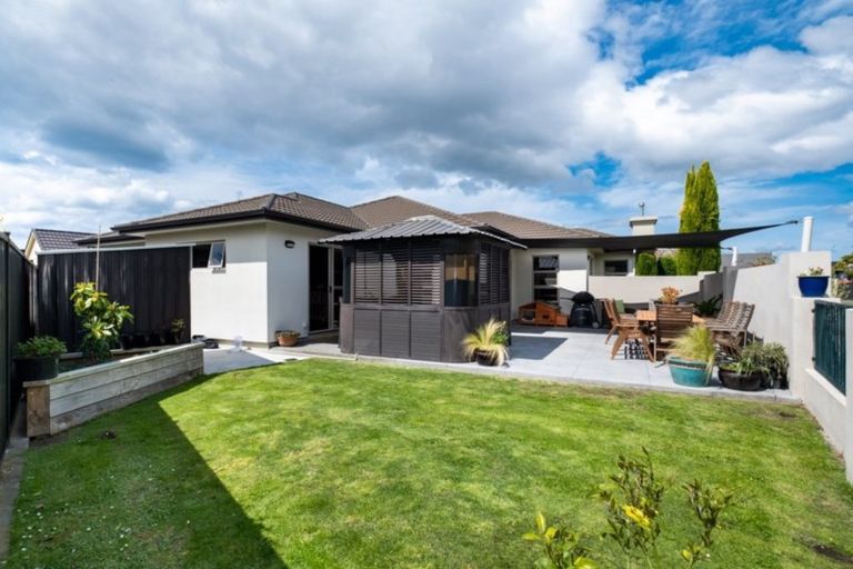 Photo of property in 3 Pinotage Drive, Greenmeadows, Napier, 4112