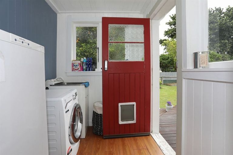 Photo of property in 9 Wilson Street, Bulls, 4818