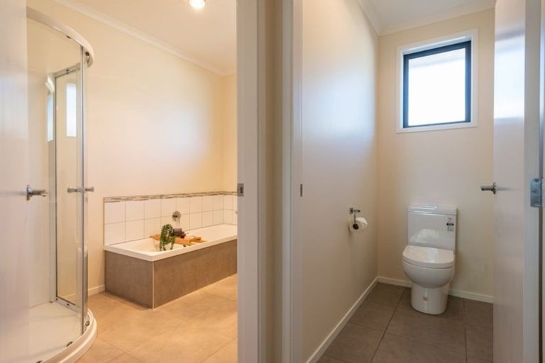 Photo of property in 160 Cambridge Street, Levin, 5510