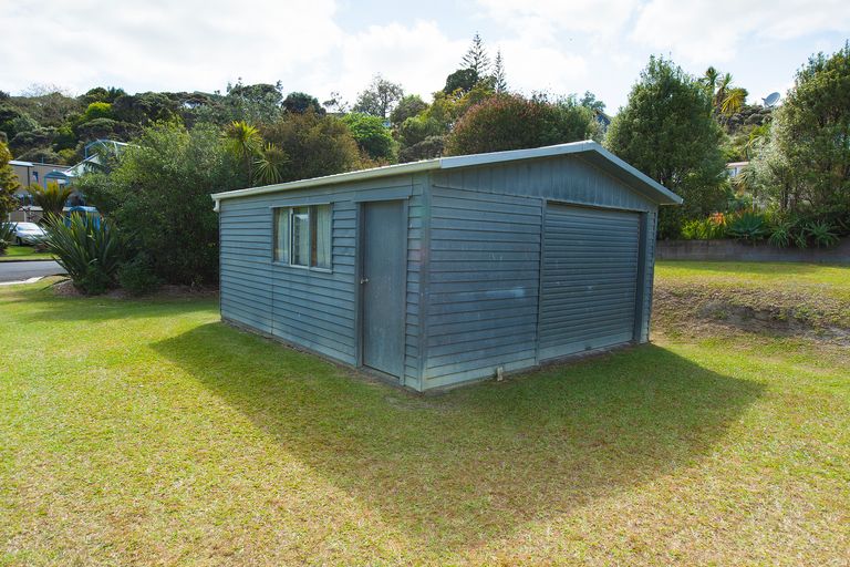 Photo of property in 8 Braemar Avenue, Coopers Beach, 0420