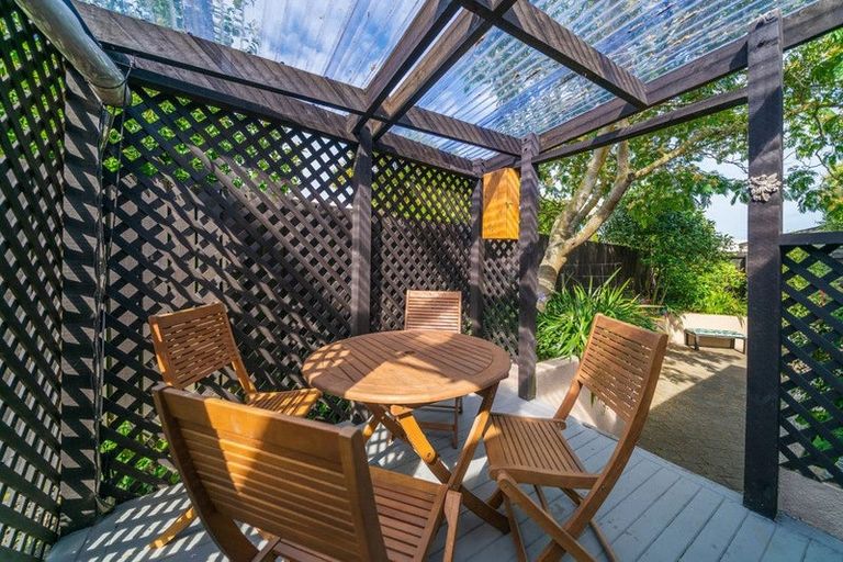 Photo of property in 21 Craven Street, Sockburn, Christchurch, 8042