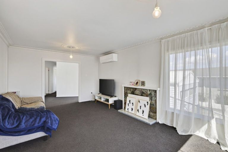 Photo of property in 3 Tay Street, Spotswood, New Plymouth, 4310