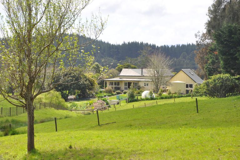 Photo of property in 355 Wellsford Valley Road, Wellsford, 0973