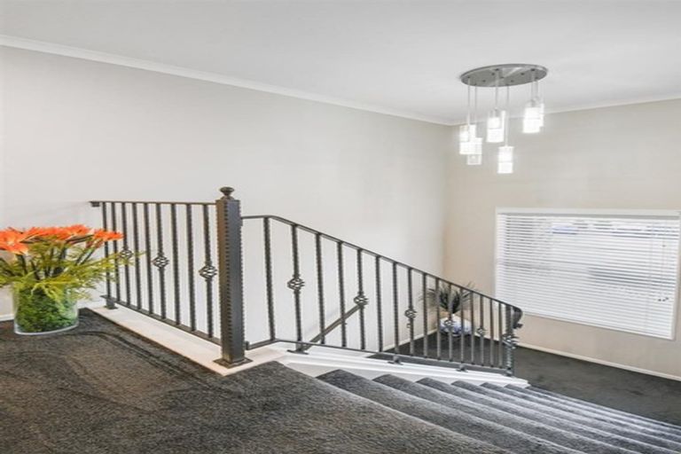 Photo of property in 51 Castlederg Drive, Flat Bush, Auckland, 2019