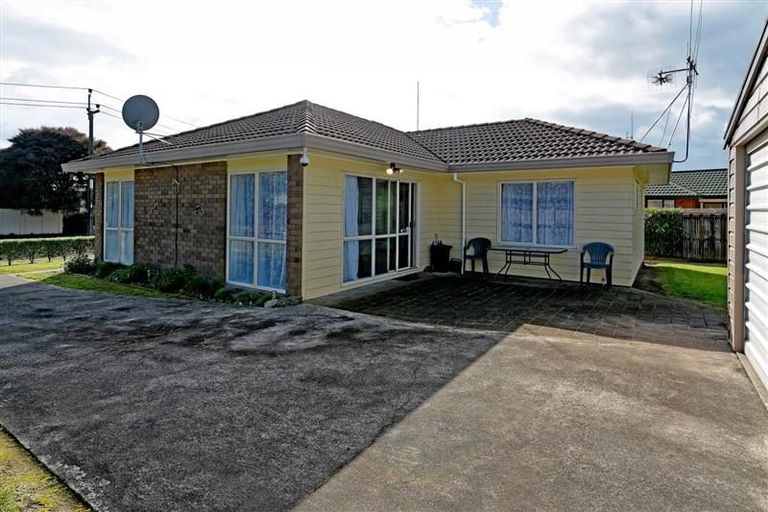 Photo of property in 8 Raleigh Avenue, Fairview Downs, Hamilton, 3214