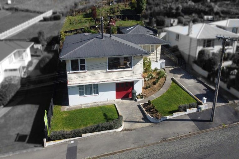 Photo of property in 16 Derwent Street, Oamaru North, Oamaru, 9400