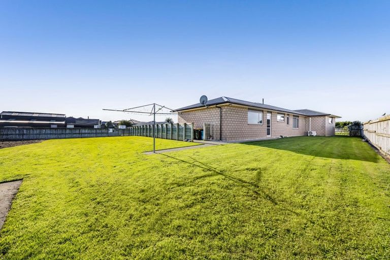 Photo of property in 20 Larlin Drive, Hawera, 4675