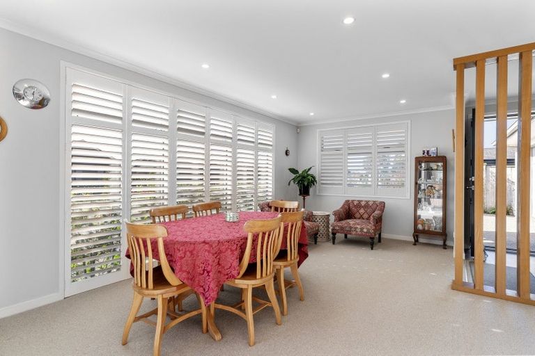 Photo of property in 14 Cassinia Close, Papamoa Beach, Papamoa, 3118