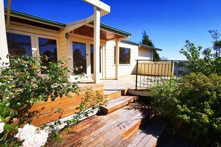 Photo of property in 18 Helena Road, Hillcrest, Hamilton, 3216