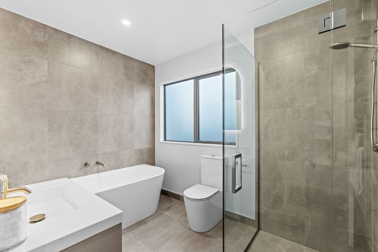 Photo of property in 3 Greystone Close, Halswell, 8025