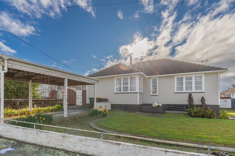 Photo of property in 28 Forth Street, Marchwiel, Timaru, 7910
