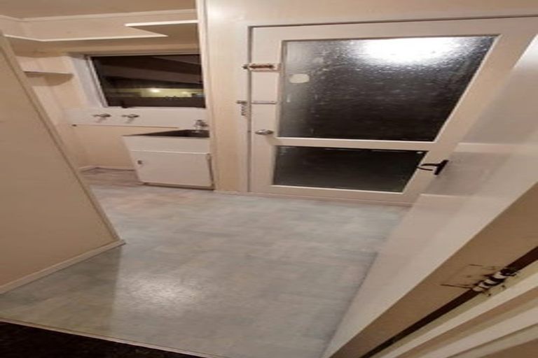 Photo of property in 2/100 Cargill Street, Papakura, 2110