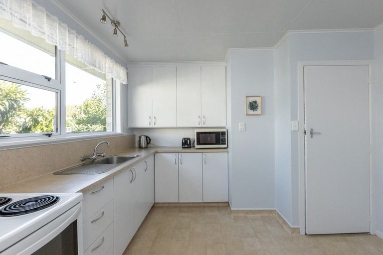 Photo of property in 2/306 Hastings Street South, Hastings, 4122