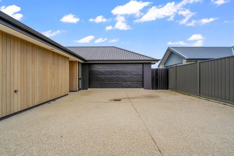 Photo of property in 99 Hoffman Court, Waikiwi, Invercargill, 9810