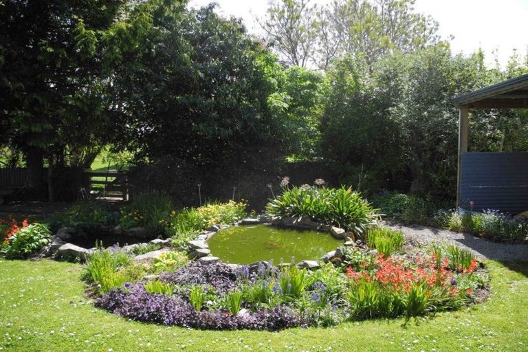 Photo of property in 128 Maytown Road, Waimate, 7978