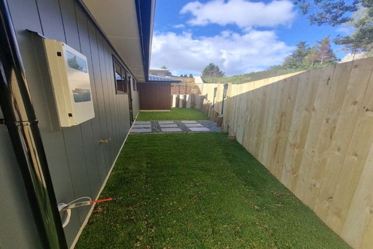 Photo of property in 7 Monterey Rise, Te Kamo, 0112