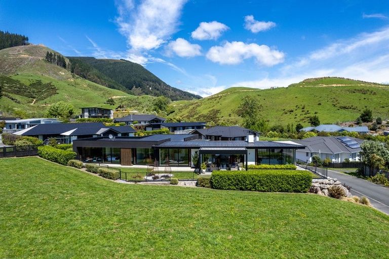 Photo of property in 1 Appletree Way, Stoke, Nelson, 7011