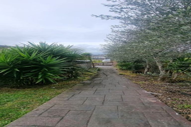 Photo of property in 12 Bernish Place, East Tamaki, Auckland, 2013