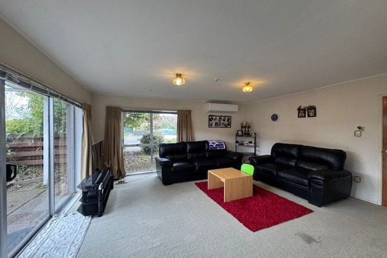 Photo of property in 1/18 Rainforth Street, Roslyn, Palmerston North, 4414