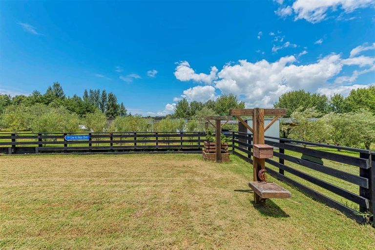 Photo of property in 27 Poplar Glade, Mangawhai, 0573