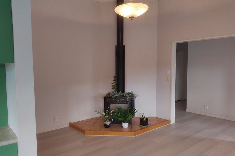 Photo of property in 287 Royal Road, Massey, Auckland, 0614