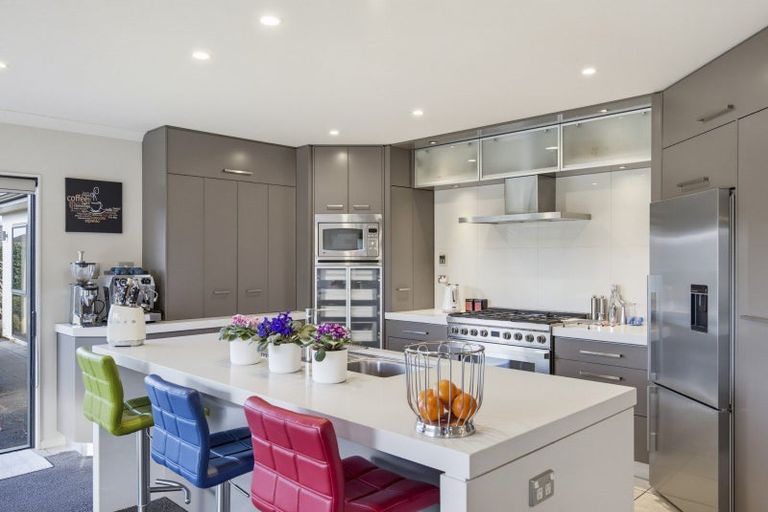 Photo of property in 8 Rae Lane, Paraparaumu Beach, Paraparaumu, 5032