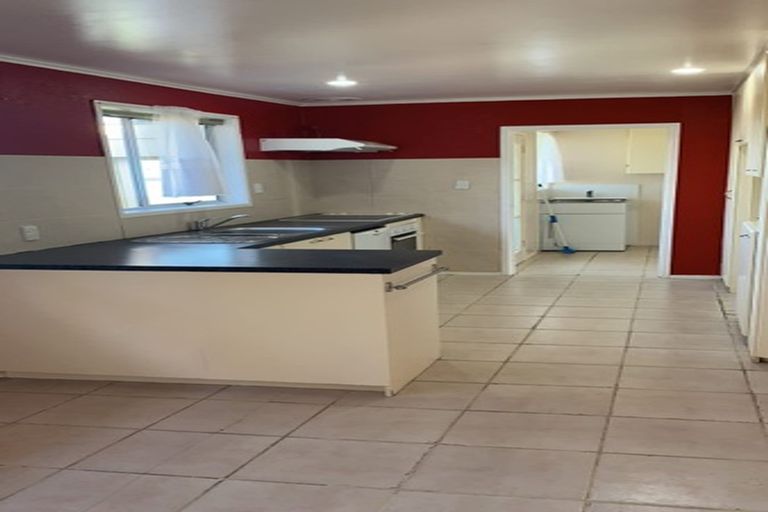 Photo of property in 5 Tempo Place, Torbay, Auckland, 0630