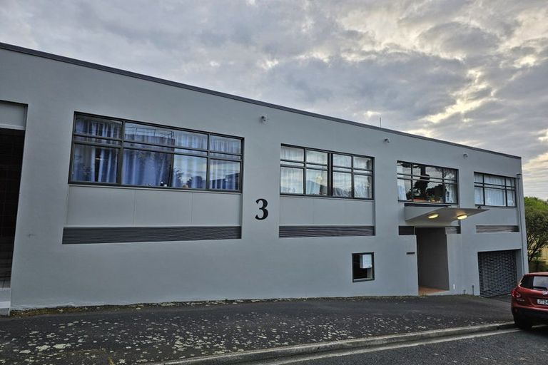 Photo of property in 2/14 Tisdall Street, Hamilton Central, Hamilton, 3204