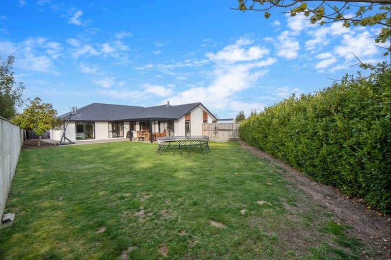 Photo of property in 1 Kingsdowne Drive, West Melton, 7618