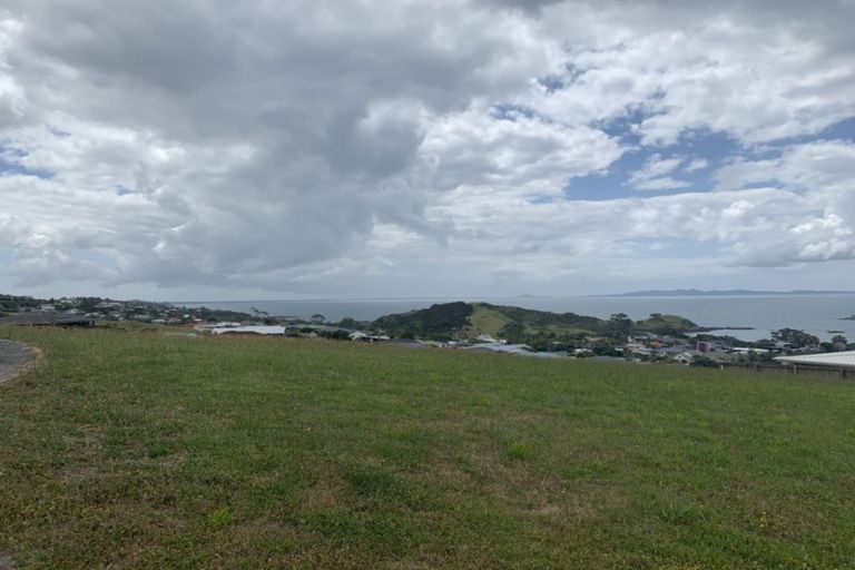 Photo of property in 20 Lori Lane, Coopers Beach, 0420