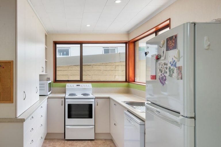 Photo of property in 2 Glendale Crescent, Holmes Hill, Oamaru, 9401