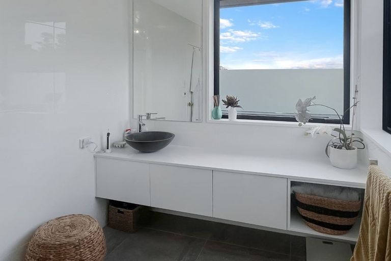 Photo of property in 3 Sanscrit Place, Richmond Hill, Christchurch, 8081