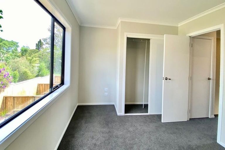 Photo of property in 7/125b Metcalfe Road, Ranui, Auckland, 0612