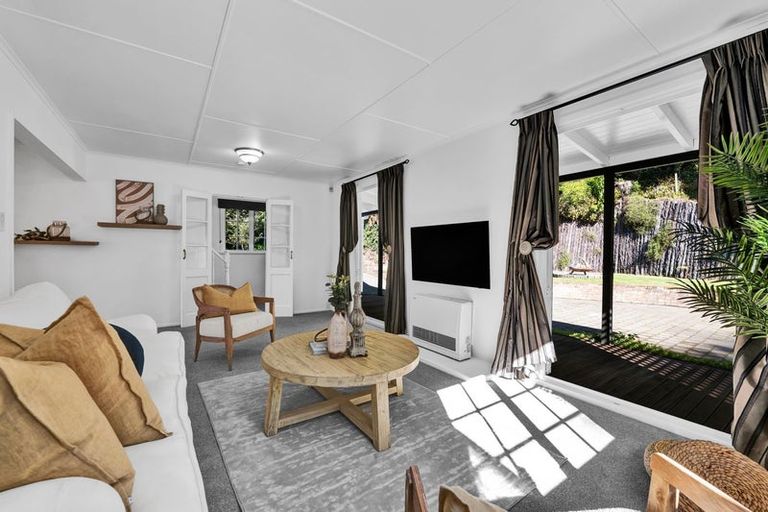 Photo of property in 27 Saxton Road, Upper Vogeltown, New Plymouth, 4310