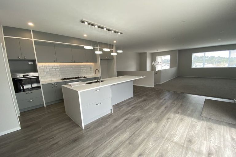 Photo of property in 38 Takurua Terrace, Orewa, 0931