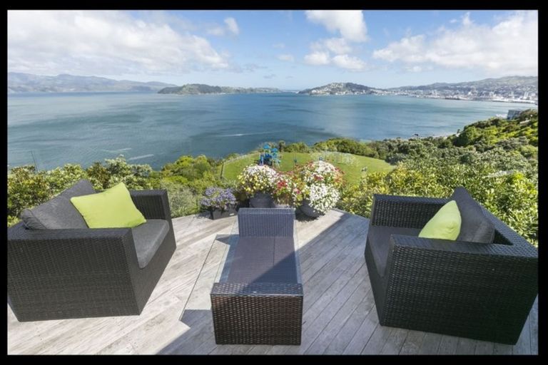 Photo of property in 50 Homebush Road, Khandallah, Wellington, 6035