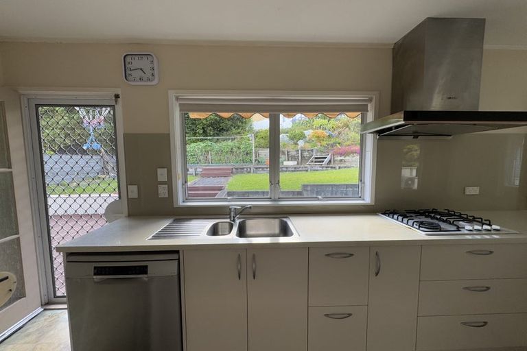Photo of property in 5 Jeanette Place, Mairangi Bay, Auckland, 0630