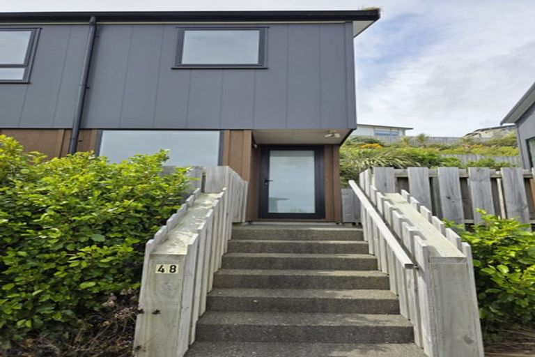 Photo of property in 48 Astelia Way, Woodridge, Wellington, 6037